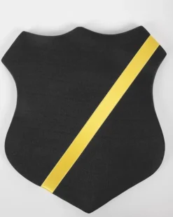 Märkessköld svart med guldfärgat band